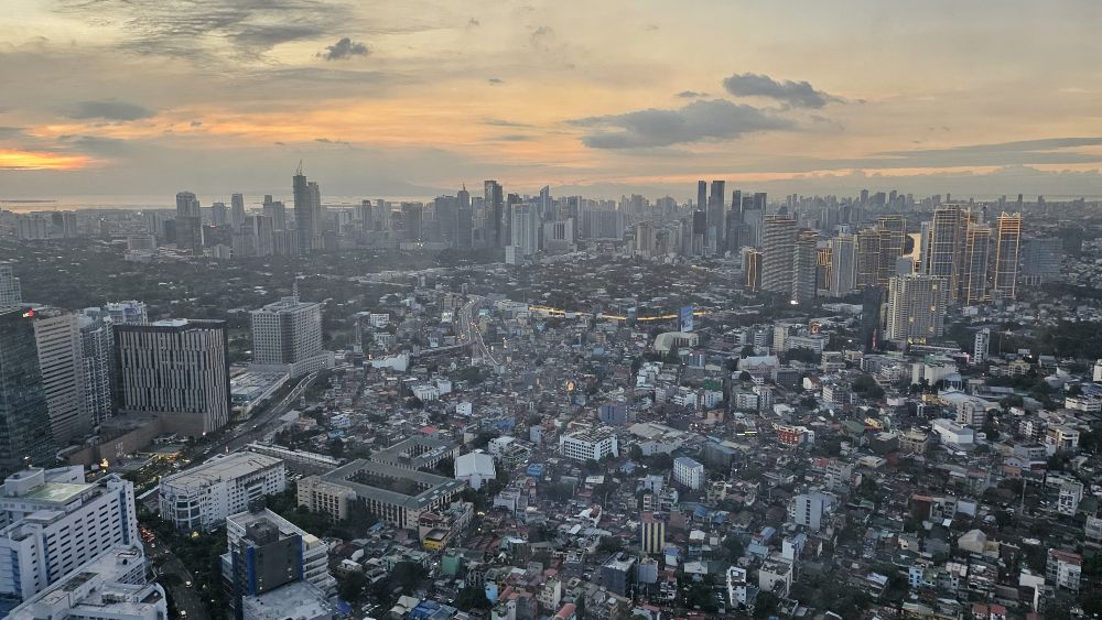 現金網:聂晓阳:马尼拉繁华之侧的贫穷世界 | 走笔天下